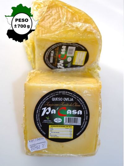 Cuña de Queso de oveja añejo con aceite de oliva "Pa´casa"