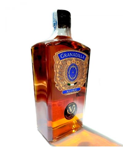 Ron Añejo Granadilla Selección Superior 18 meses.