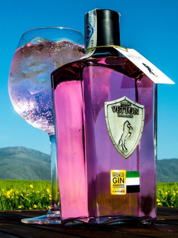 Ginebra Spirito Vetton Cereza.